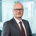 Dr. Thomas Gutschlag, CEO, Deutsche Rohstoff AG Dr. Thomas Gutschlag, CEO, Deutsche Rohstoff AG
