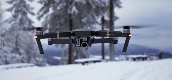 Chinas Batterie-Bremse: Warum sich Fortune 500 Konzerne aus den USA und Asien jetzt bei NEO Battery Materials eindecken