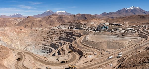 Gold und Silber im Fokus: Aktien von Hecla Mining, Desert Gold und Kinross Gold bieten Chancen!
