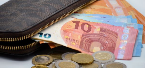 Inflationsschutz im Depot: Bitcoin mit Strategy, Gold mit Desert Gold und die Rohstoffe &Ouml;l und Lithium durch ExxonMobil