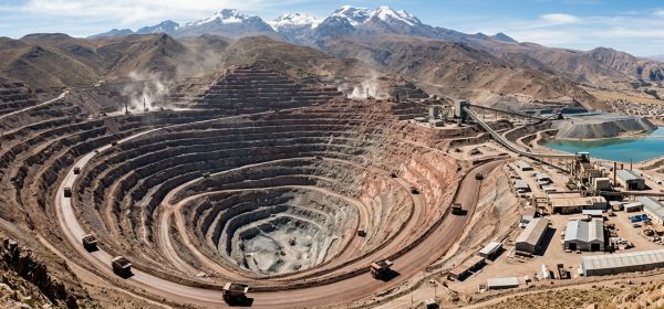 Kupfer am Rekordhoch: Anleger profitieren mit den Aktien von Ivanhoe Mines, Power Metallic Mines und Southern Copper!